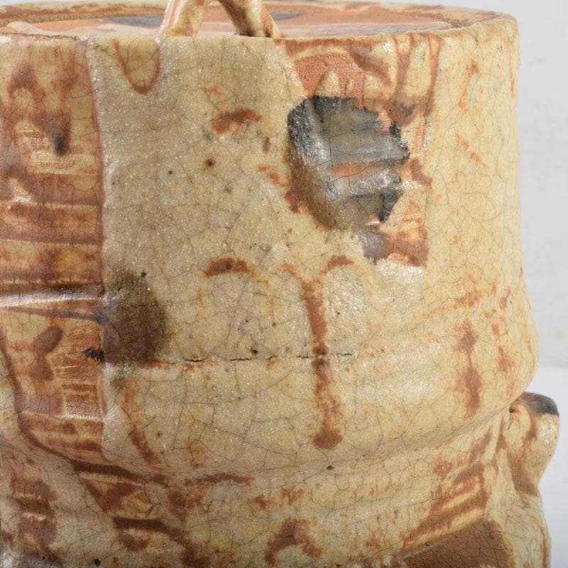 茶道具　秋坂窯　八代　加藤宇助作　伊賀釉　水指　共箱　N　9131