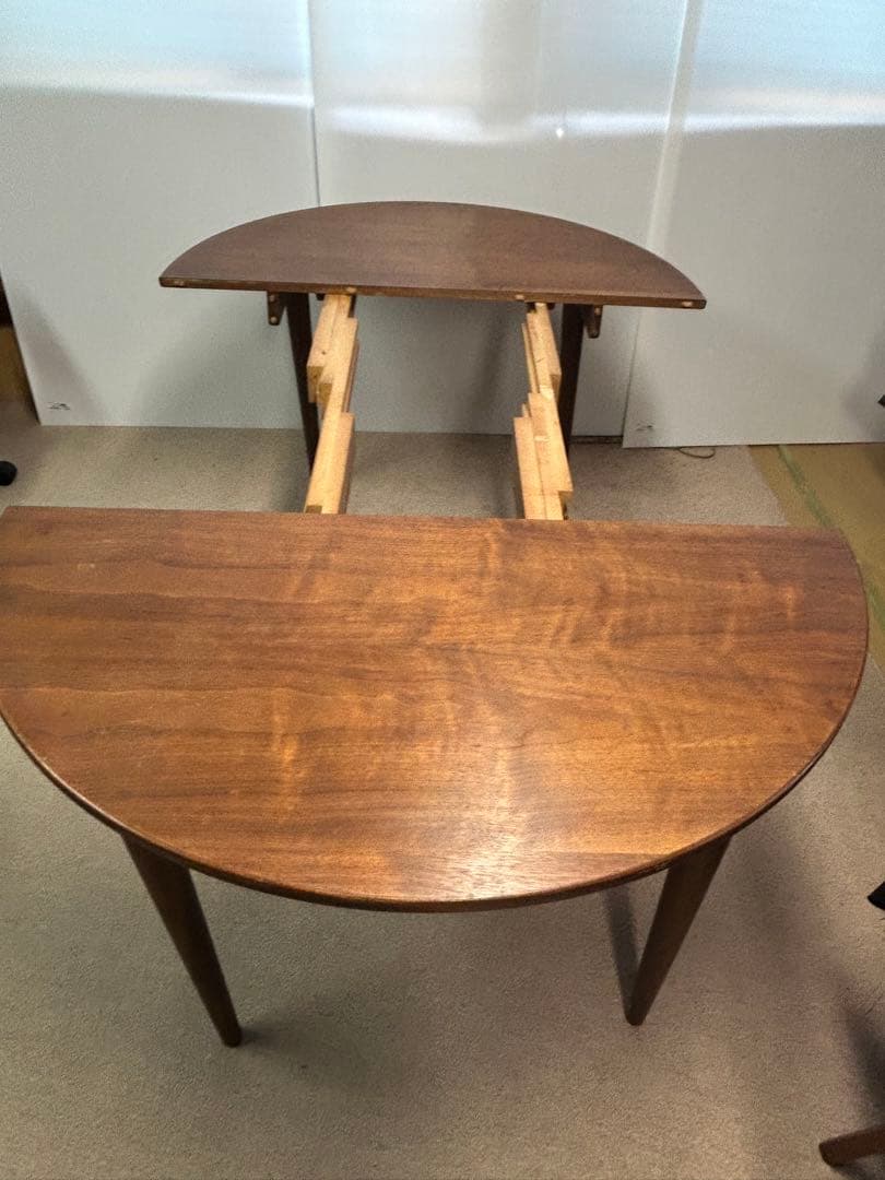 ダイニングテーブル a.y