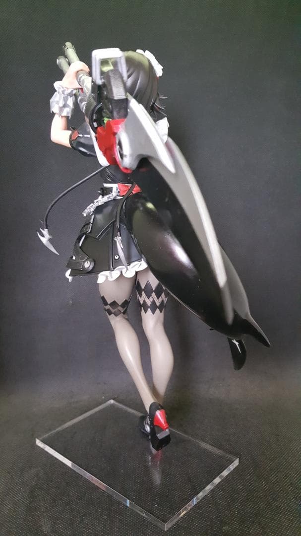 ガレージキット完成品　グリズリーパンダ エレン・ジョー　ゼンレスゾーンゼロ