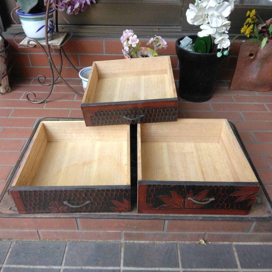 鎌倉彫の 小型 茶箪笥、整理棚 または、テレビ台