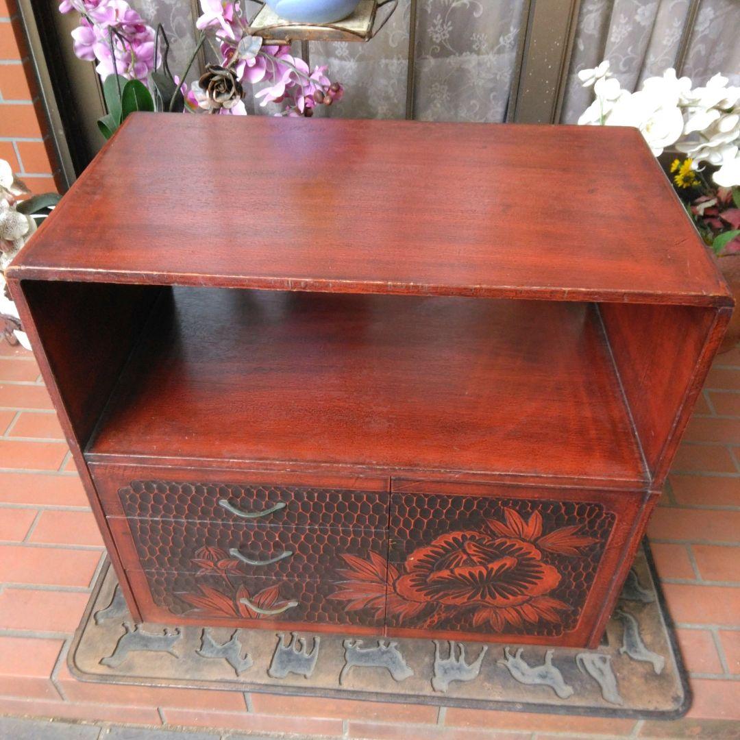 鎌倉彫の 小型 茶箪笥、整理棚 または、テレビ台