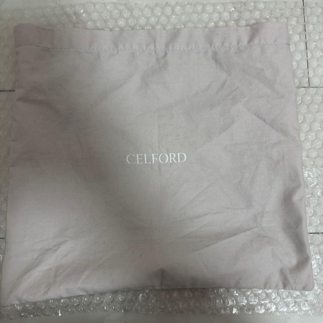 CELFORD セルフォード　リュタン　ビジュースタッズポシェット