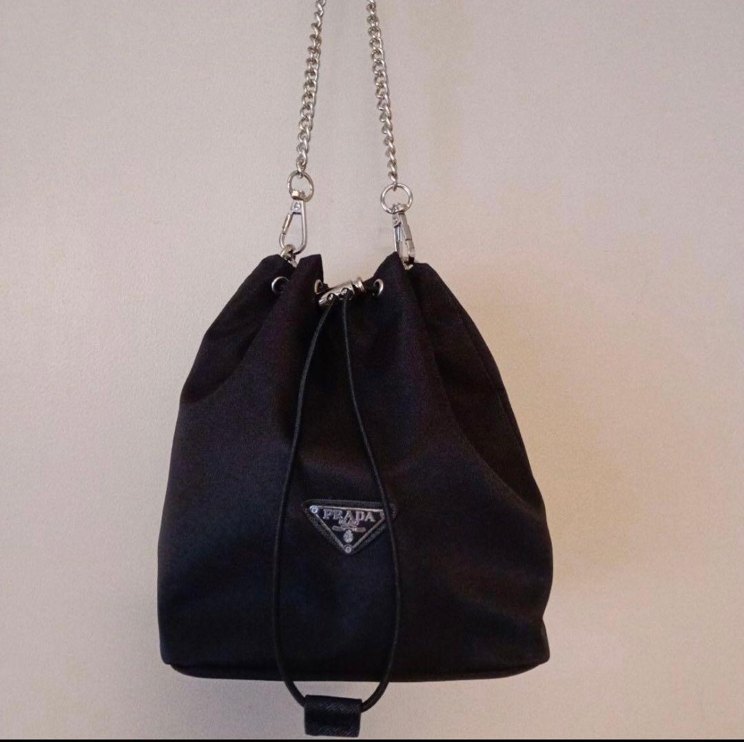 【新品未使用】PRADA プラダ チェーン 巾着バッグ ブラック
