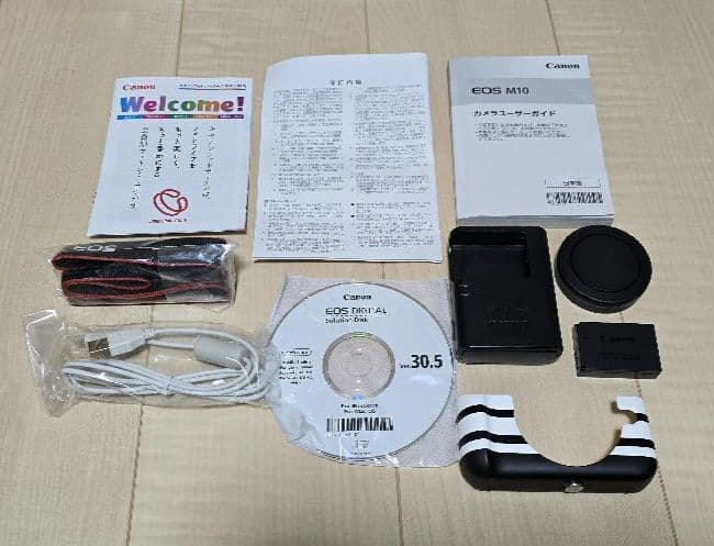 Canon EOS M10 キャノン　EF-M 15-45mm IS STM