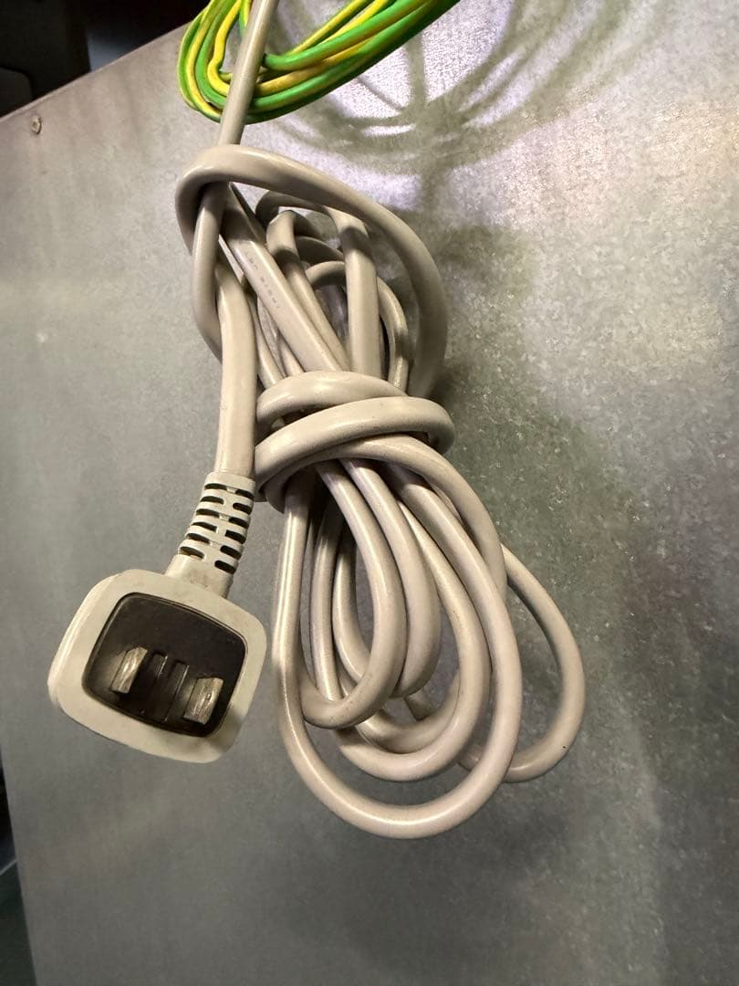 2013年 ホシザキ縦型冷蔵庫 1200x650x1890