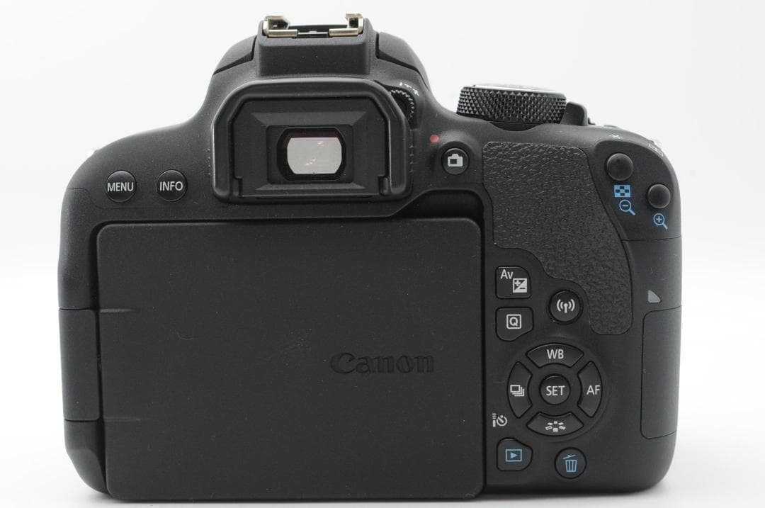 ☆新品級☆新春初売りSALE☆ Canon EOS Kiss x9i ダブル