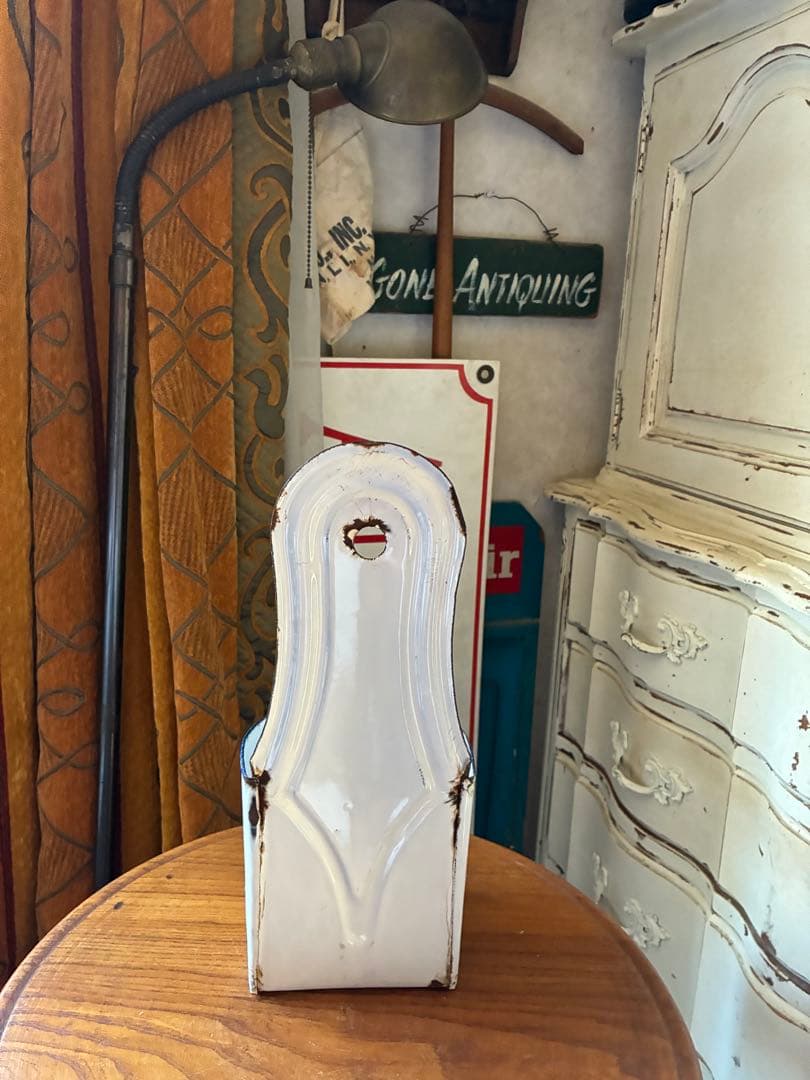 フランス　アンティーク　ホーロー　壁掛け　ブラシホルダー　ホワイト　小物収納レア