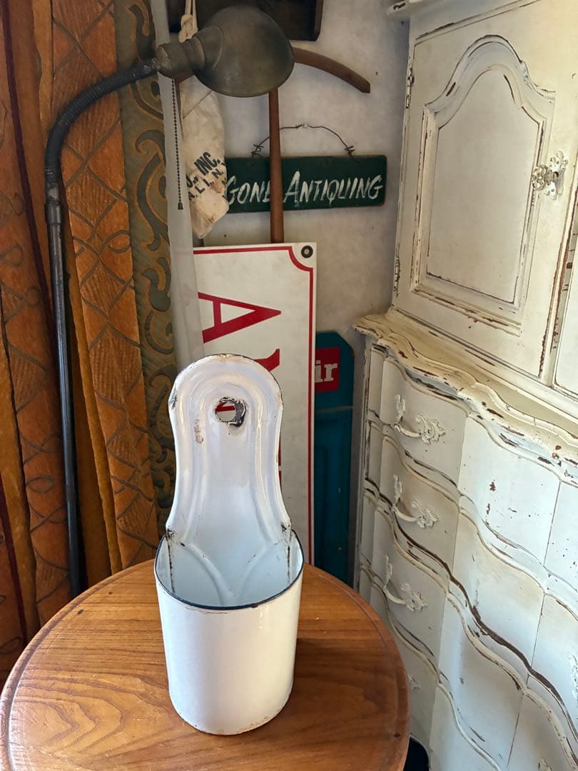 フランス　アンティーク　ホーロー　壁掛け　ブラシホルダー　ホワイト　小物収納レア