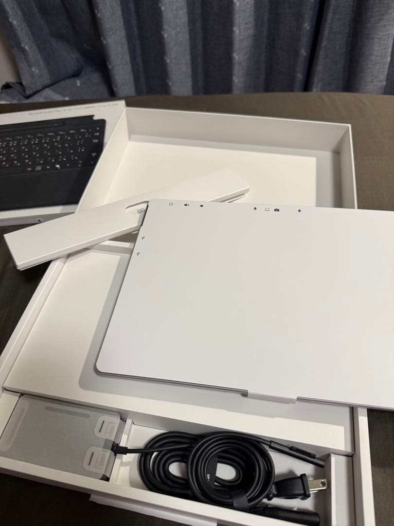 【新品/未使用】SurfacePro 11世代 Pro11、キーボード