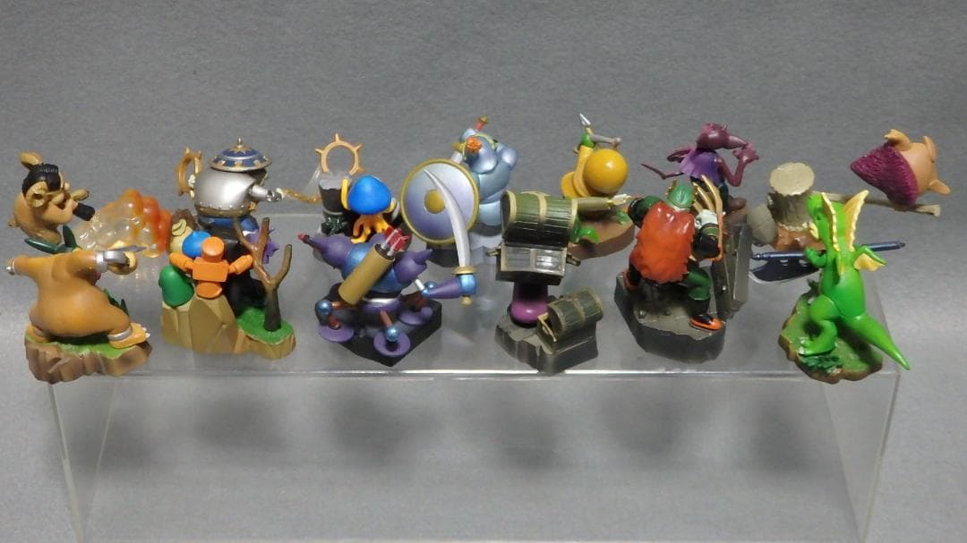 ドラゴンクエスト モンスターズギャラリー フィギュア さまようよろいキラーマシン