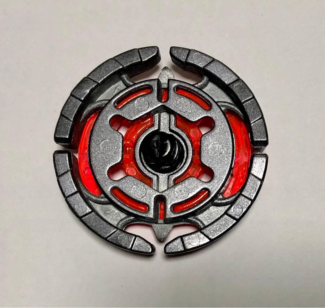 メタルファイトベイブレード　優勝景品　アースアクイラ　ガンメタVer