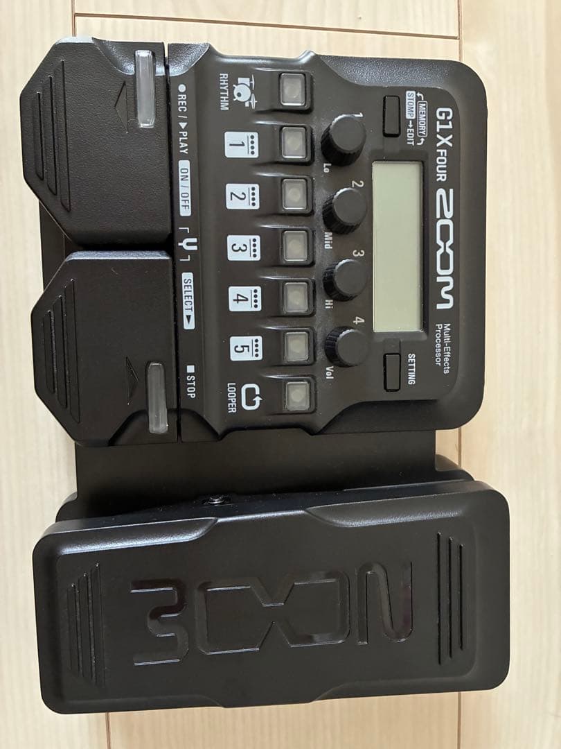 【極美品】ZOOM G1X FOUR