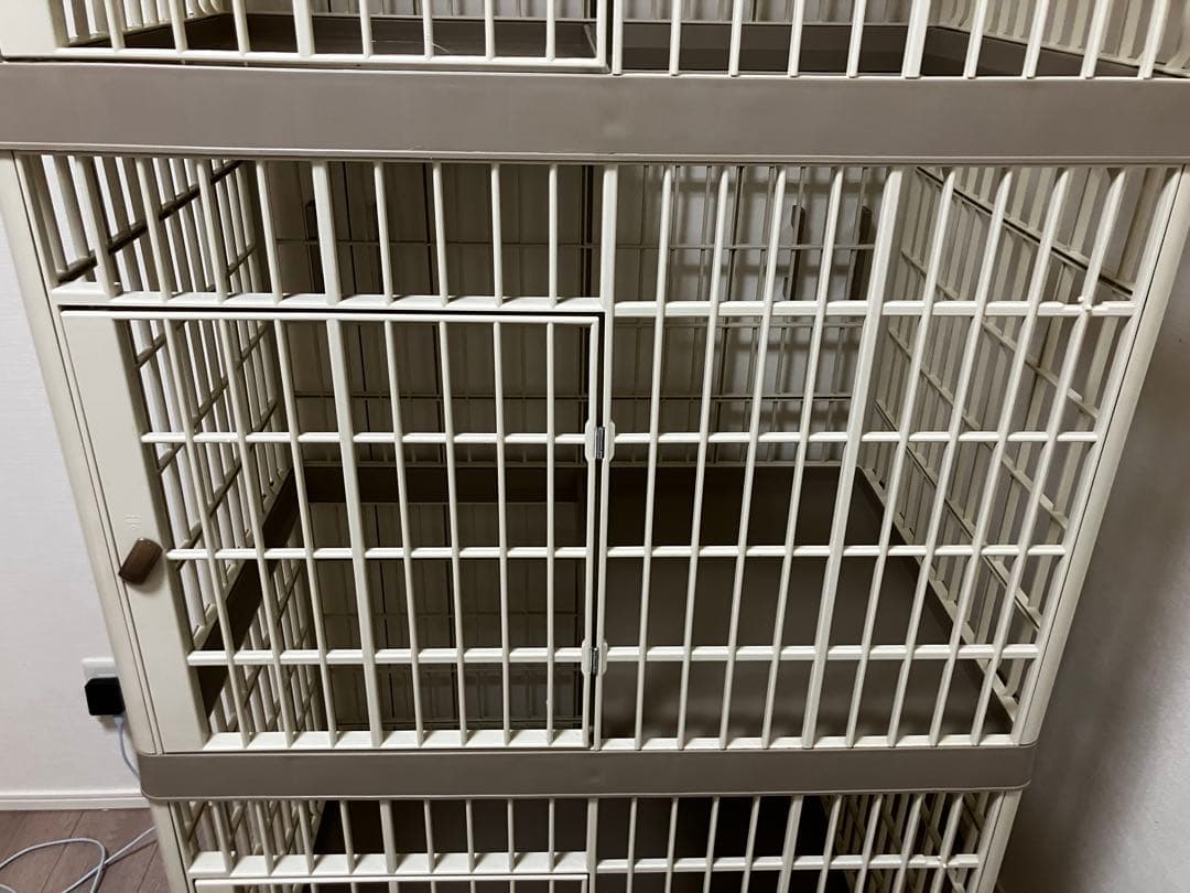 ベージュ 3段式キャットケージ プラゲージ
