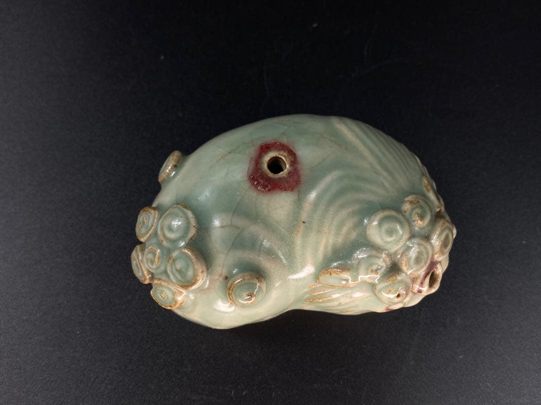 李朝 水滴 青磁 辰砂 海獣型 文道具 書道具 珍しい逸品 幅8.3cm