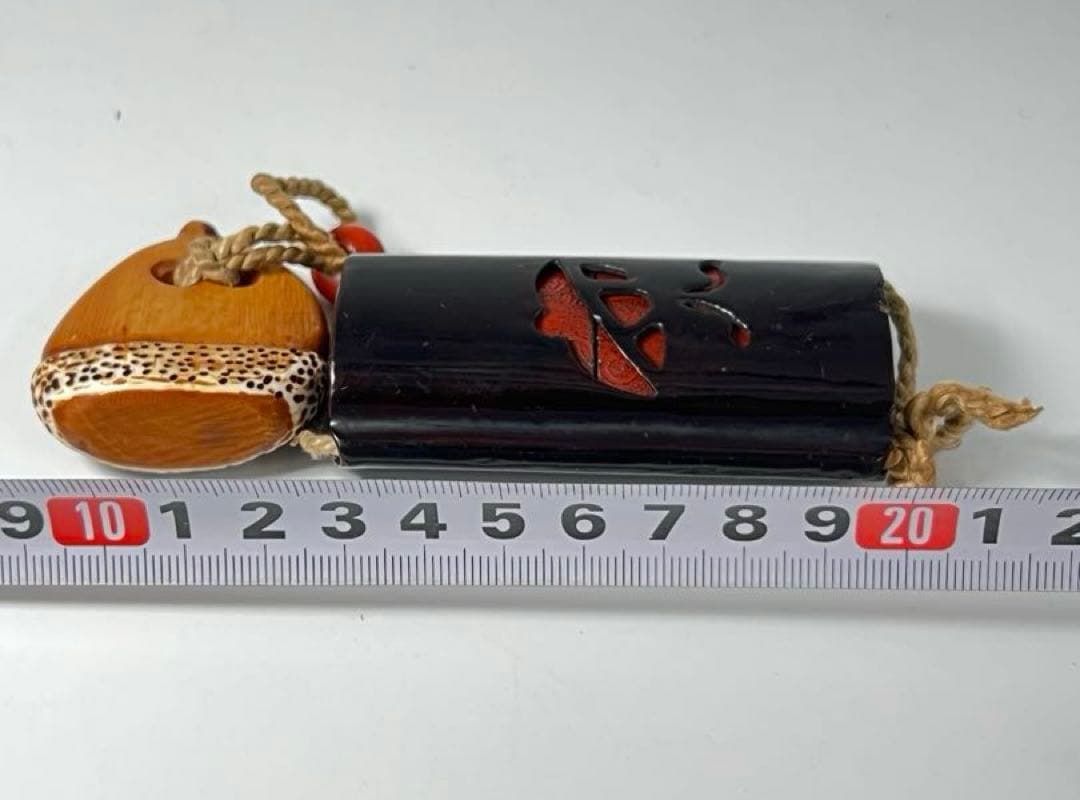 江戸時代　蒔絵印籠、根付　55g / M--22