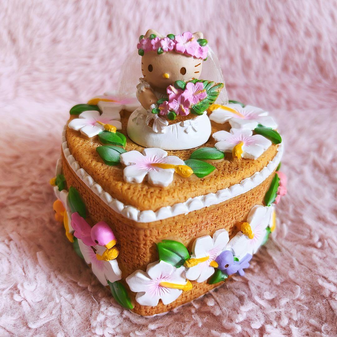 希少レア　ハローキティ　リングケース　ハワイ　ウェディング　vivitex