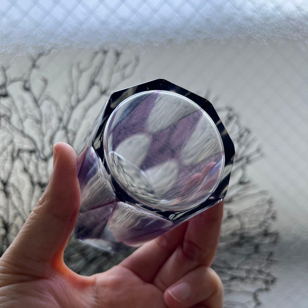 骨董　時代ガラス　紫色被せダイヤ綴り　大正浪漫　モダン切子　コップ　ウラン ２客