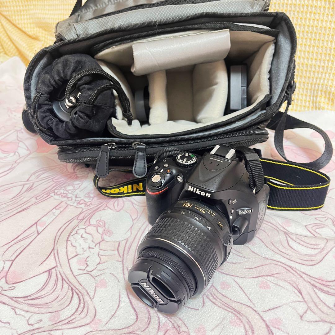 Nikon D5200 ダブルズームキット ブラック