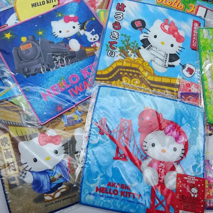 【q-124s/k】 ハローキティ　ハンカチ　41枚　ご当地　未使用品