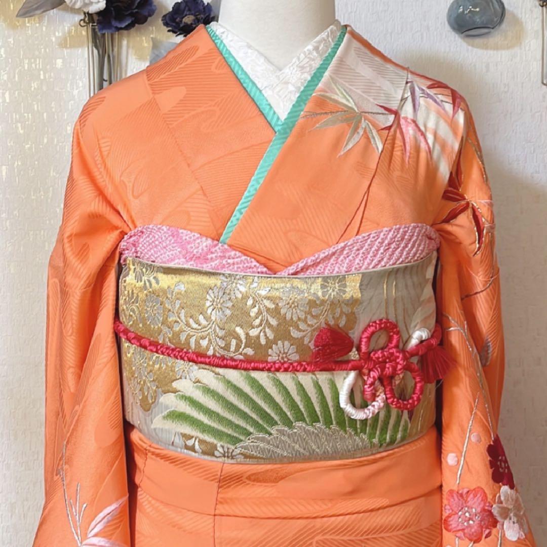 断捨離中の為破格‼️【高級 中振袖５点セット】 正絹 花柄 古典柄 刺繍 成人式