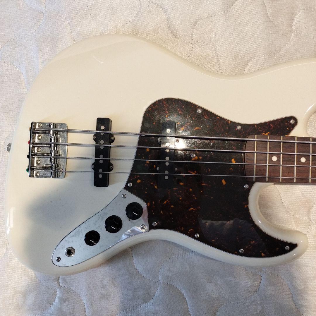 FUJIGEN(FGN) フジゲン ジャズベ 白