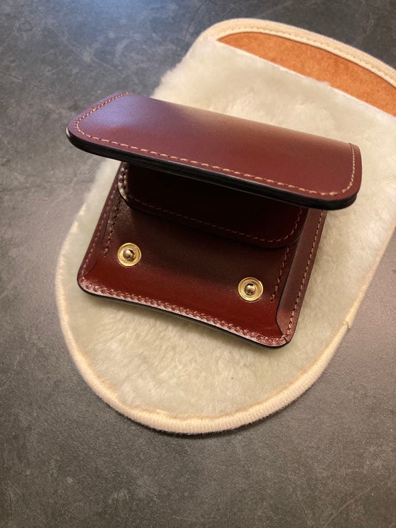 ワイルドスワンズ　CASA 限定色　バーガンディ