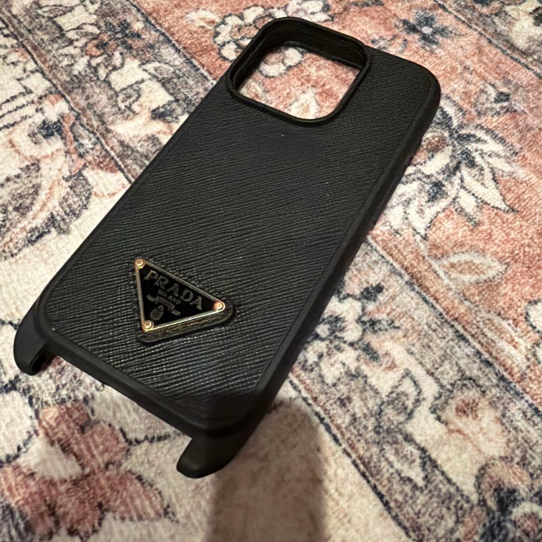 PRADA ブラック iPhone用ケース　15Pro箱あり最終値下げ