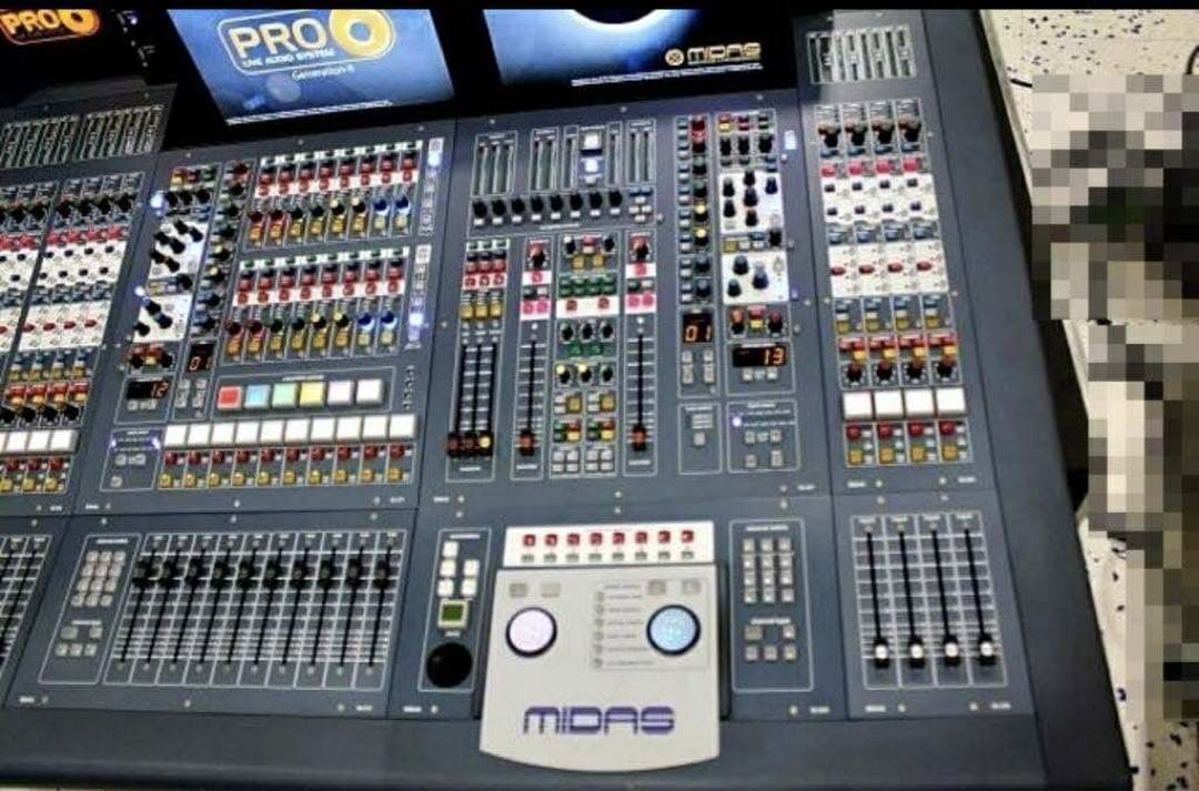 Midas PRO6 デジタルミキサー
