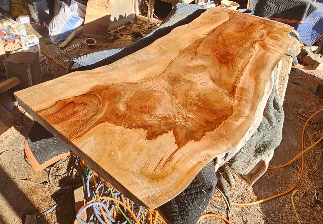 楠　一枚板　ダイニング　テーブル　最高級　カウンター　栃　座卓　リビング　希少
