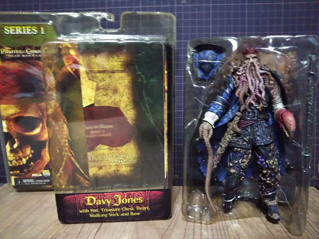 NECA パイレーツオブカリビアン デイヴィ・ジョーンズ