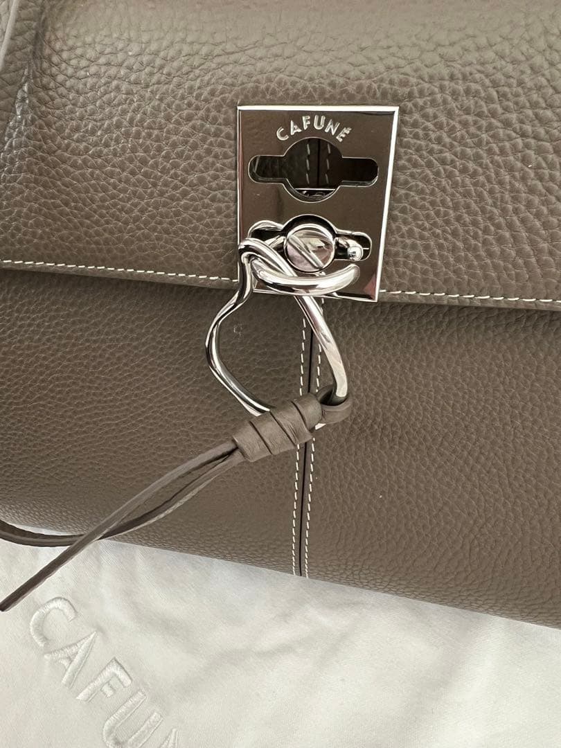 柿ピー様♡CAFUNE ブラウンレザー ショルダーバッグ