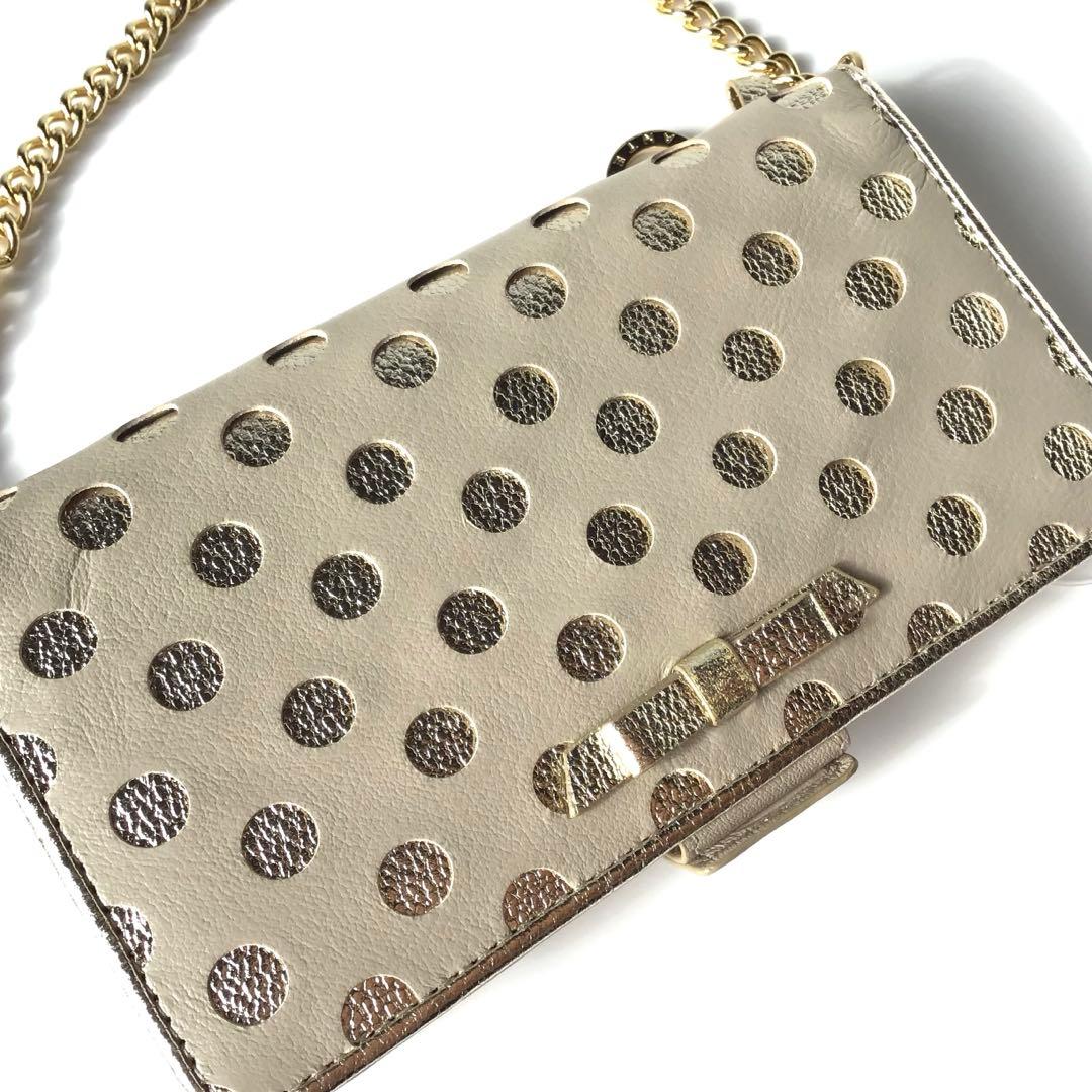 新品★ アンテプリマ スプマンテ iPhoneSE ベージュ iphoneケース