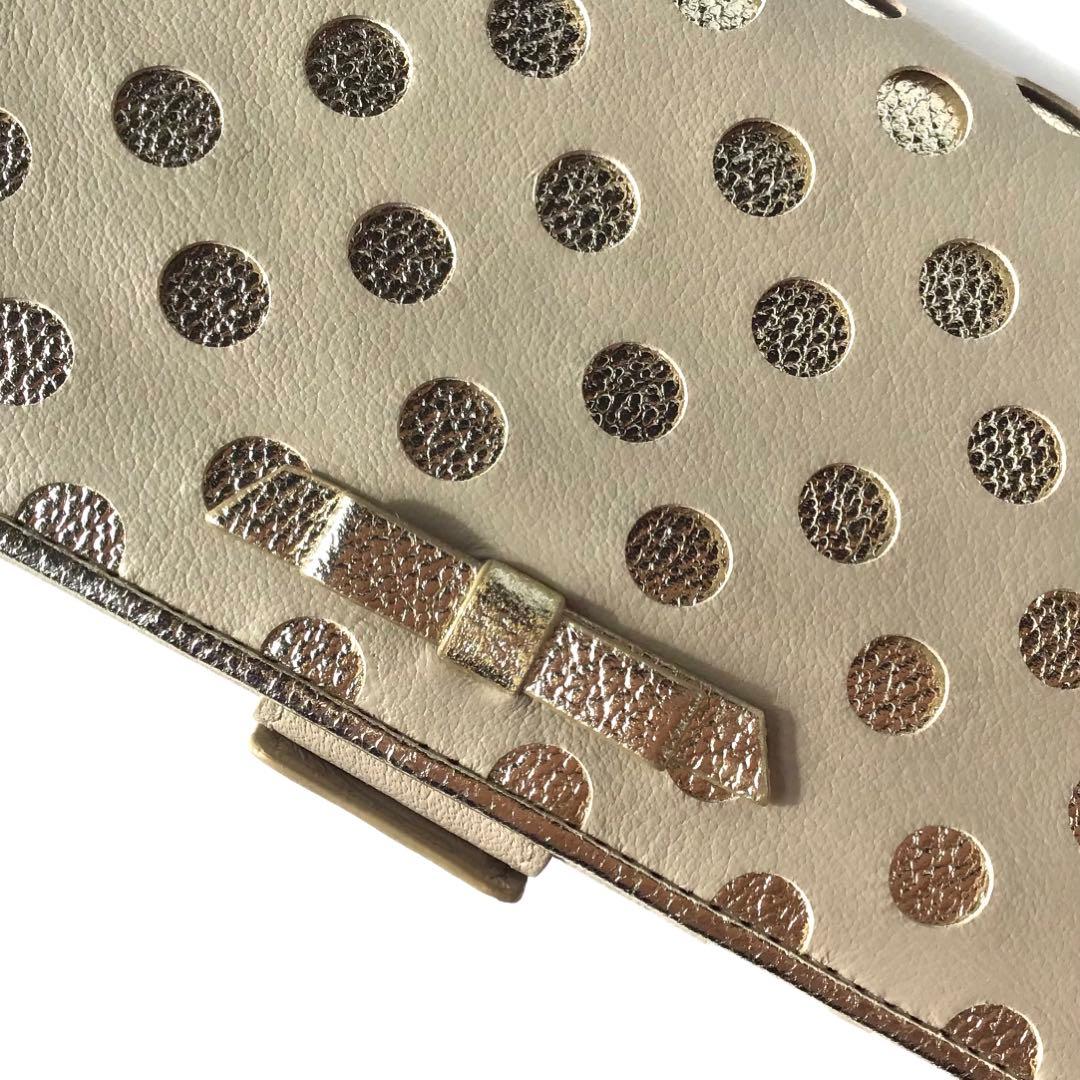 新品★ アンテプリマ スプマンテ iPhoneSE ベージュ iphoneケース