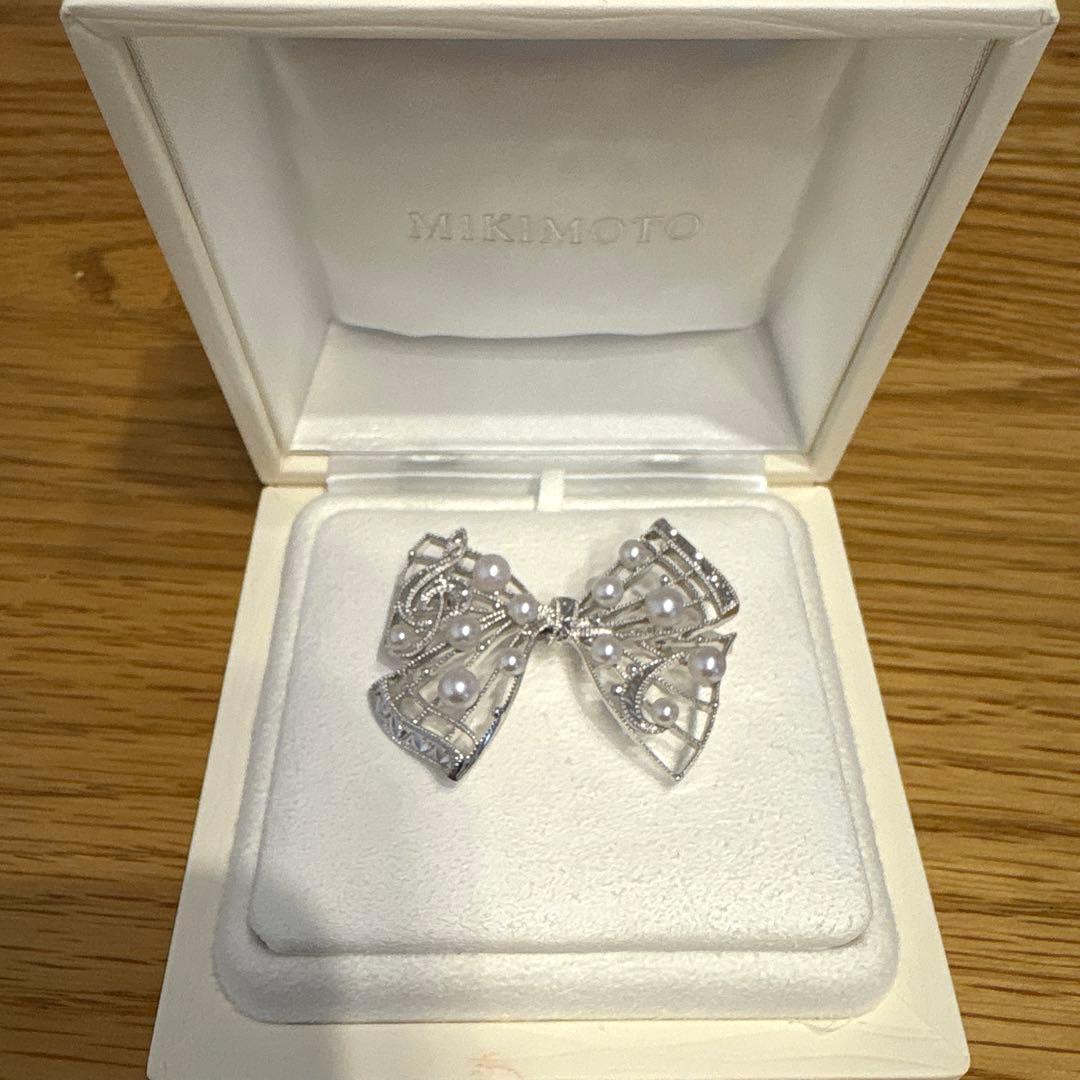 ミキモトブローチ　五線譜