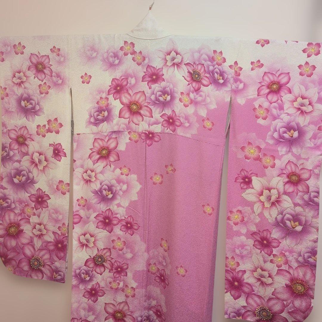 【美品】花柄ピンク振袖 162cm