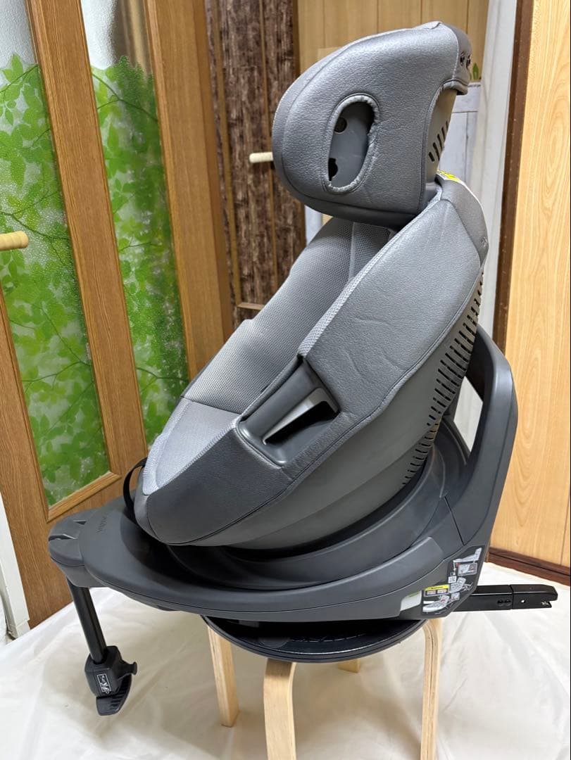 コンビ ザエス エアー ISOFIX エッグショック ZB チャイルドシート
