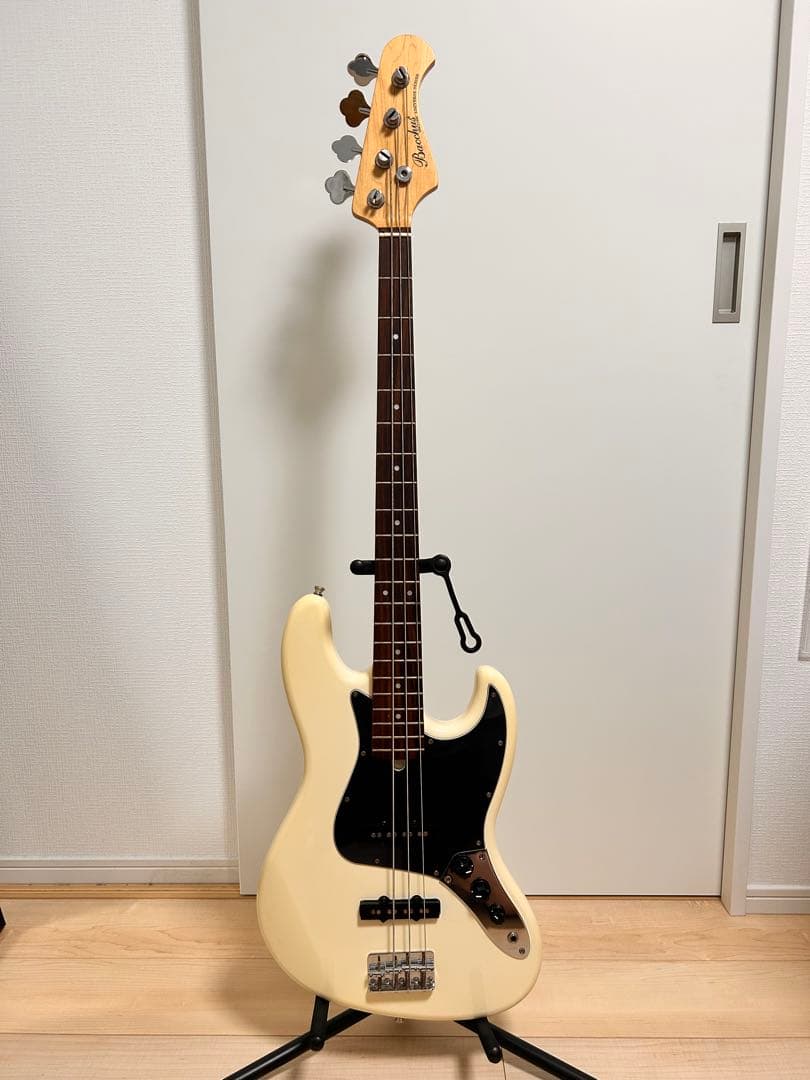 Bacchus バッカス ジャズベース