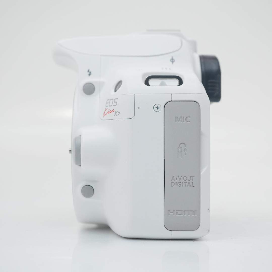 Canon EOS kiss X7ホワイレンズキット