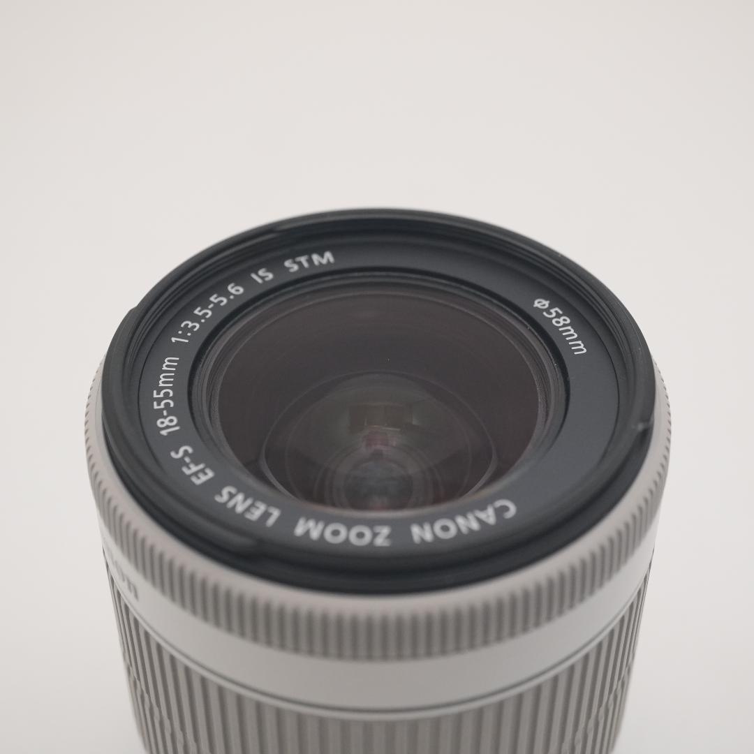 Canon EOS kiss X7ホワイレンズキット