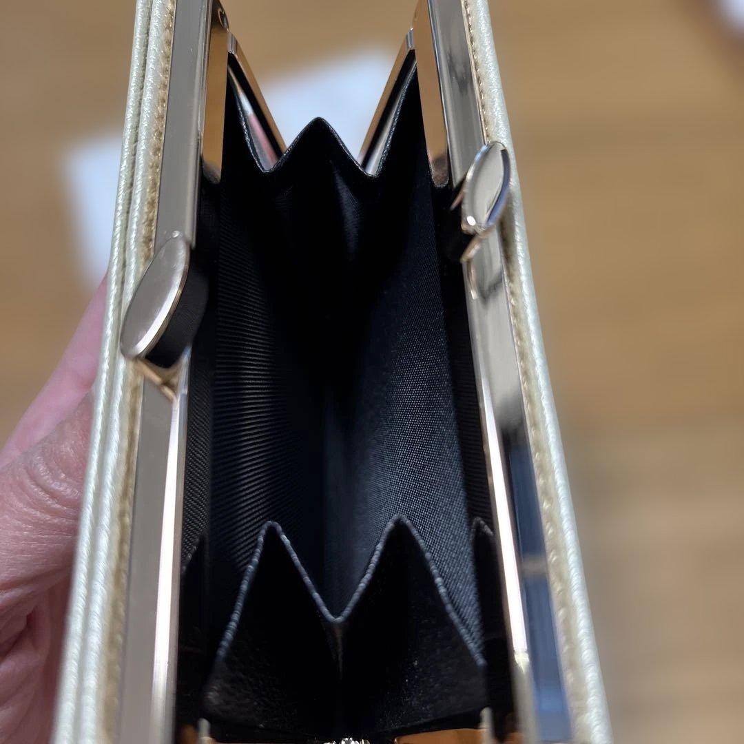 ※未使用に近い　皇居限定　がま口財布　ゴールド　牛革　箱付き