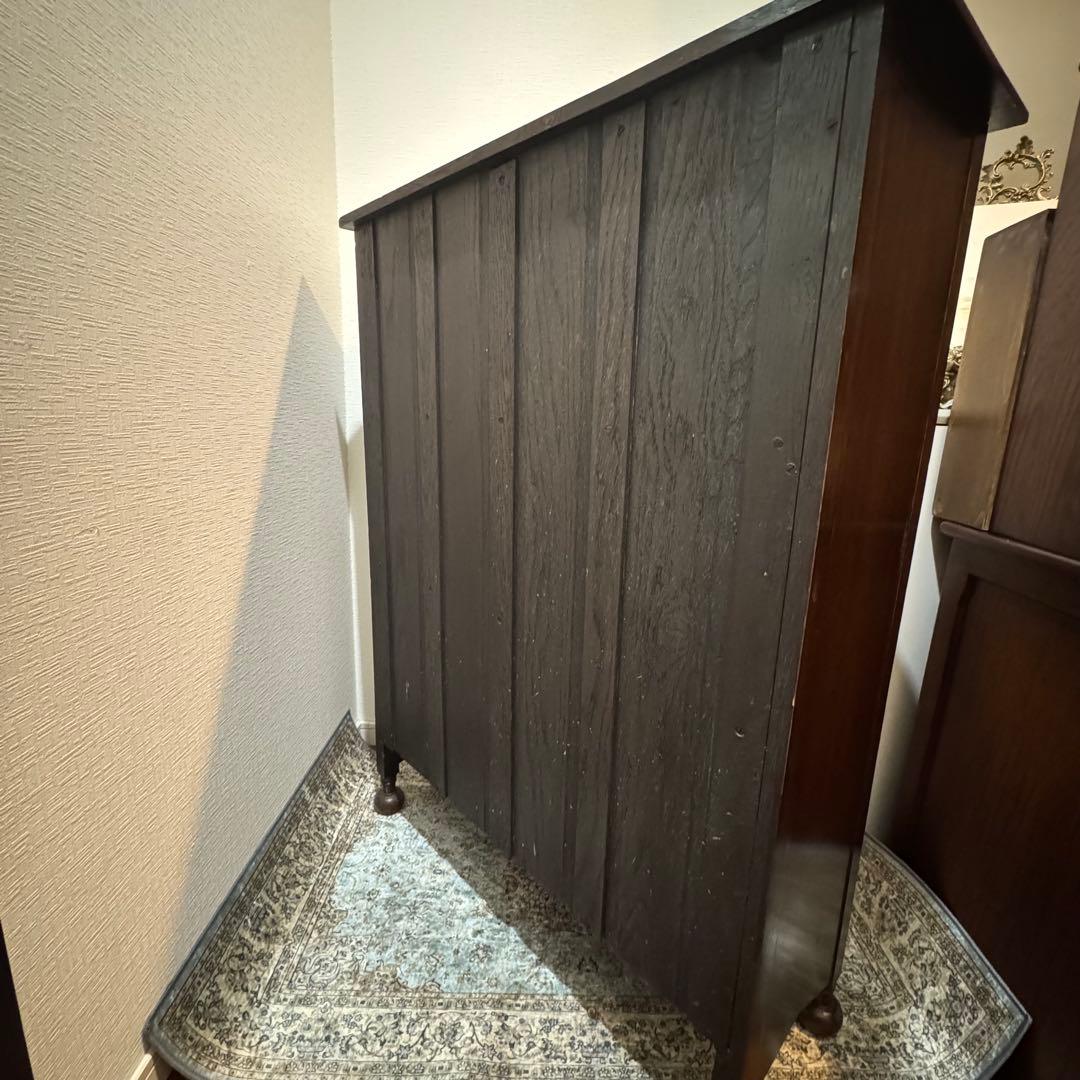 イギリスアンティーク家具　ブックシェルフ　本棚　飾り棚　キャビネット