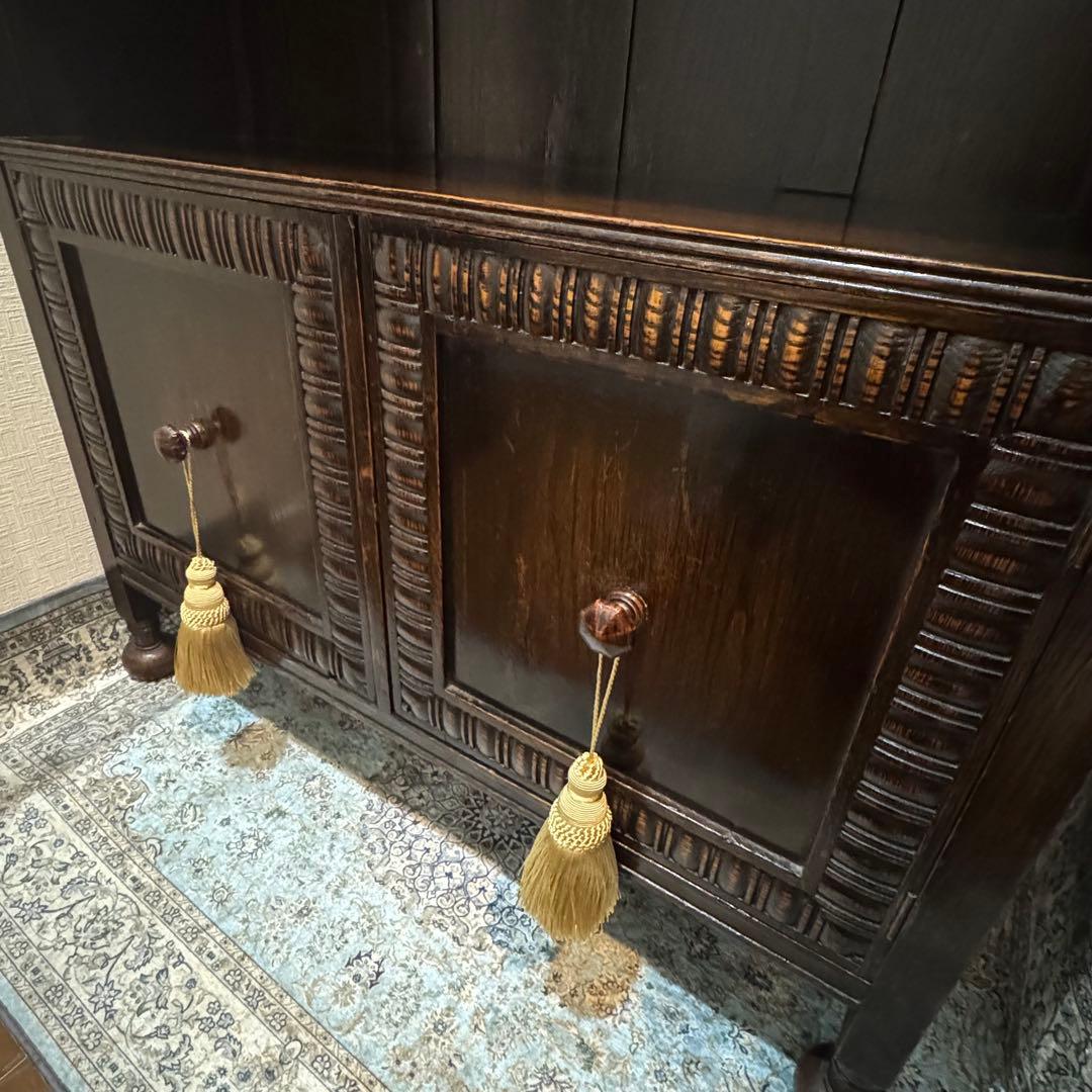 イギリスアンティーク家具　ブックシェルフ　本棚　飾り棚　キャビネット