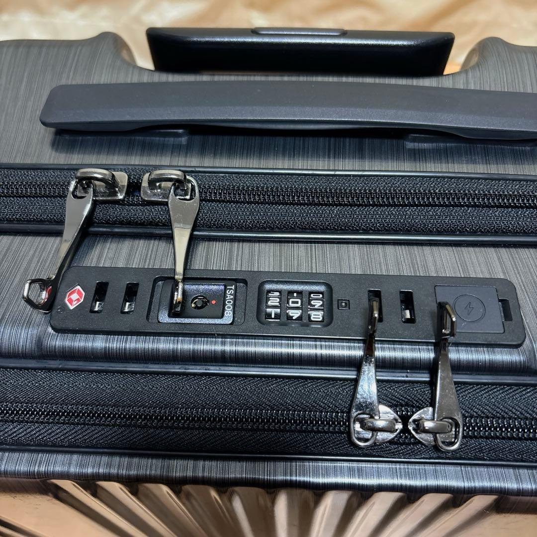 BERMAS INTER CITY フロントオープン スクエア4輪33L