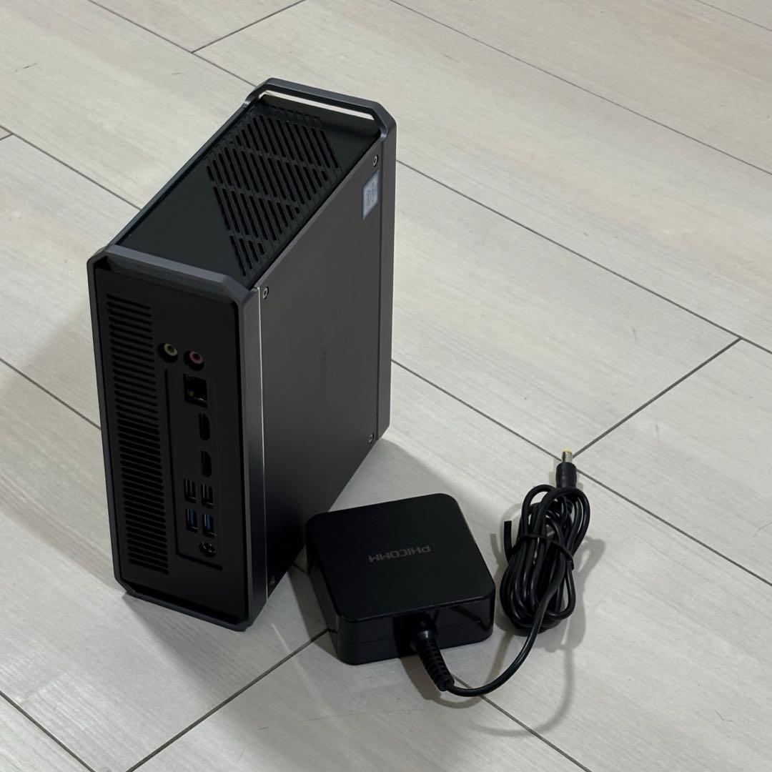 ミニPC Core i5 CHUWI CoreBox