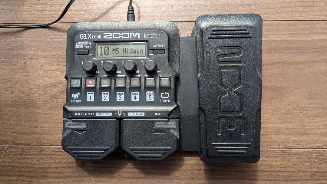 本日限り特価 ZOOM G1X FOUR エフェクター [箱無し]
