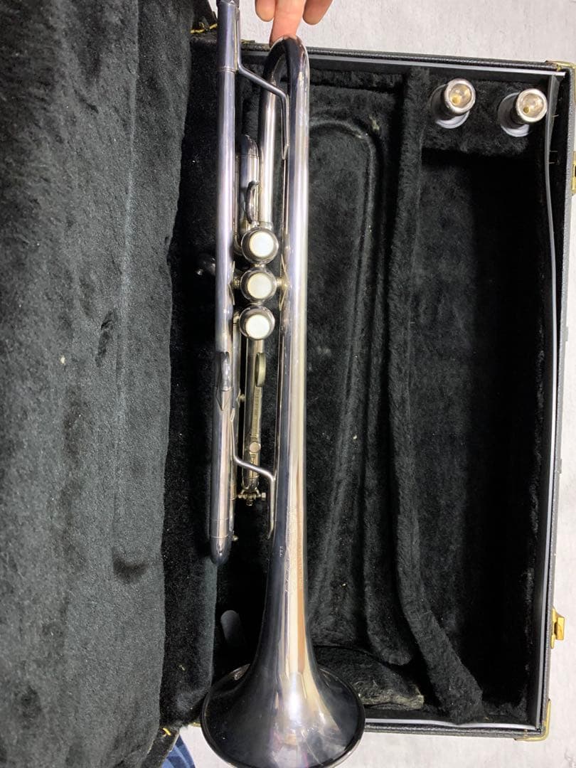 VincentBachMERCEDES トランペット 880SP ケース付き