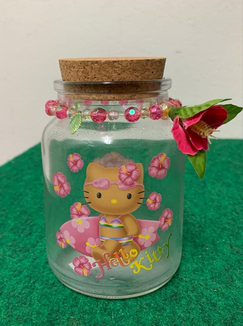 レア　ハローキティ　日焼け　ビキニ　ボード　キャニスター　2002 サンリオ