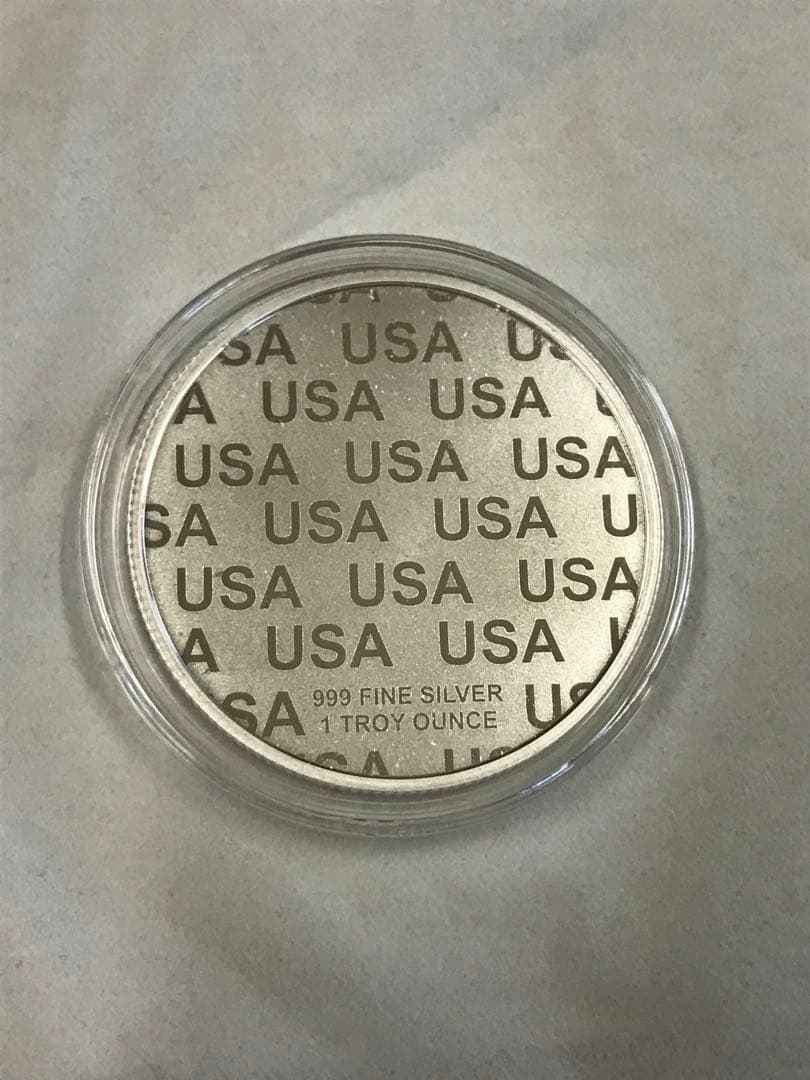 トランプ大統領 暗殺未遂 カラー銀貨 1オンス 999 純銀 カプセル入り