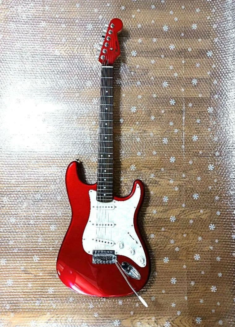 MAvis メイビス　ストラトキャスター　エレキギター 土.日発送になります。