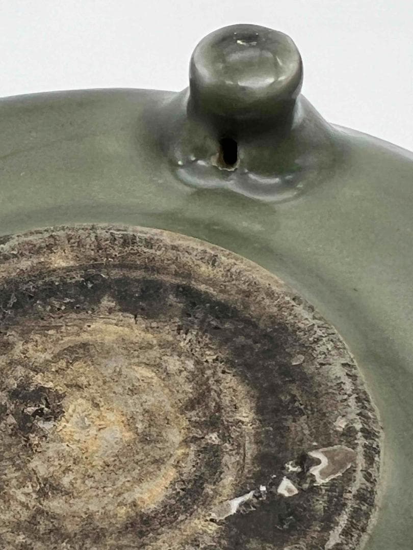 明時代　青磁　龍泉窯花卉文簋形香炉(E-75)